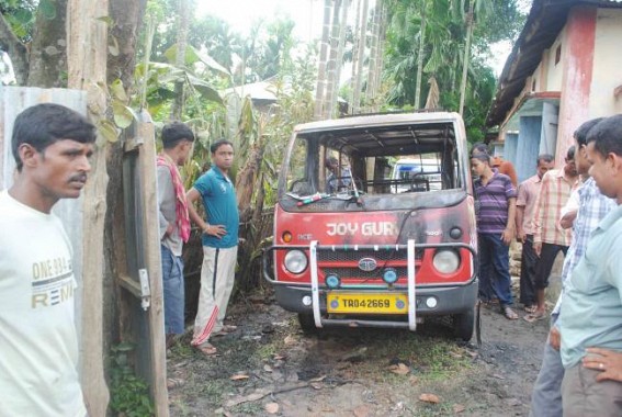 Kamalpur : Passenger vehicle burnt : Police declines possibility of conspiracy