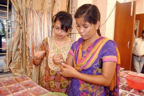 Gold stocks up ahead of Diwali festival