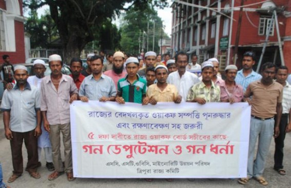 Minority, SC, ST, OBC Development Council submits deputation