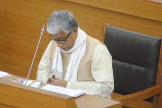 Spending Govt money for the publication of  â€˜Tripura Chief Minister at National Forum (1998-2013)â€™ is purely a process of promoting Manik as 'Honest & Poor', Sudip calls Manik a fascist & dictator