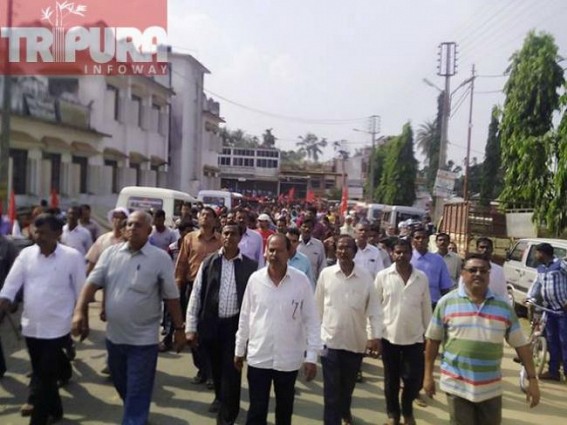 CPI-M candidates file nominations : Municipal elections