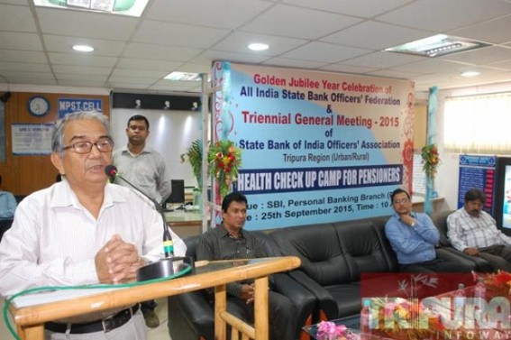 Mayor urges to extend hand towards the pensioners to stay connected with the organization