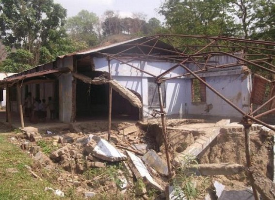  Poor infrastructure of school makes students suffer  