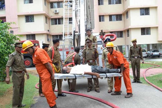 Training to prisoners to risk-reduction in disaster at Khowai