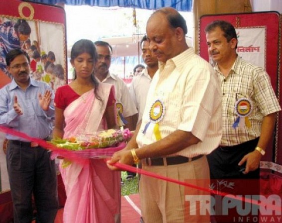CPI-M intentionally hushed up criminal activity of MLA Manoranjan : 'clean' CM closed eyes to save party in civic poll