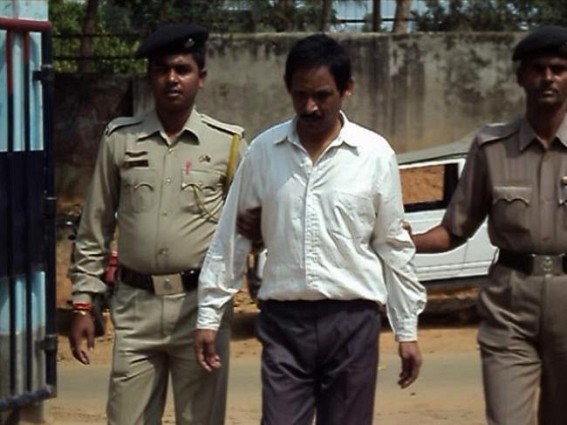Primary school teacher arrested on rape charge