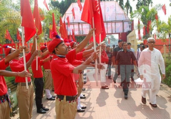 Tripura Govtâ€™s massive FUND Crisis  : Manik Sarkarâ€™s Finance Dept cripples on â€˜wheel chairâ€™ : No Treasury-bill passed in December for Govt Employees salary ! Tripura Govt resorts to huge bank debts 