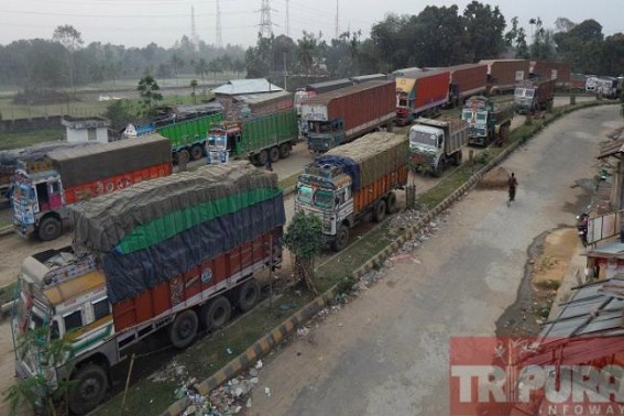 â€˜Troublesâ€™ again hit Churaibari-Lowerpoa road with rainy seasonâ€™s arrival : Massive traffic jam at Churaibari Check post disrupts normal lives 