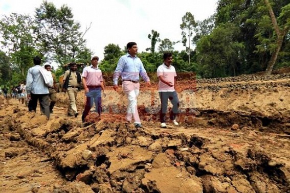 Central Govt. asked to bring temporary solution of NH during monsoon: North DM visits NH-8 (44)
