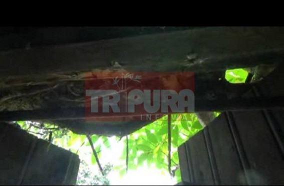 Tripura's pathetic Healthcare under Manik Sarkar : 30 years old building's roof collapse in Teliamura Village Hospital; Doctor narrowly escapes but panic grips the borders