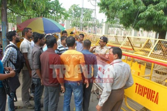 Fire-service job recruitment policy violation hits Cabinet : CM asked the deprived to submit their allegations, CM himself to investigate the issue