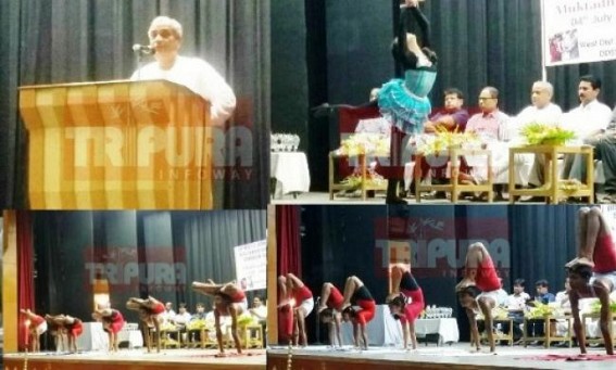 â€˜Add Yoga in life ! It gives free medical treatmentâ€™ : Sports Minister  
