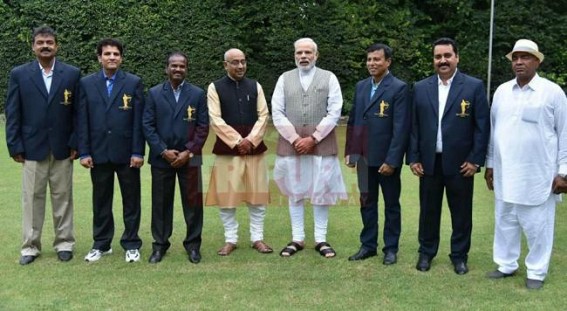 President Pranab Mukherjee to give away Khel Ratna award to Dipa Karmakar and Dronacharya Award to her coach Bisweshwar Nandi at Rashtrapati Bhavan on Monday 