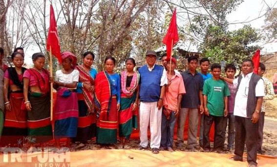 Sabroom : Demand of â€œTwipra landâ€ led 36 IPFT/Cong voters to join CPI-M in wake of Village Council Election 