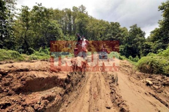 Improper implementation of Pradhan Mantri Gram Sarkar Yojna irks resentments