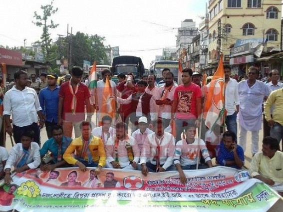 Congress protester injured, admitted in GB
