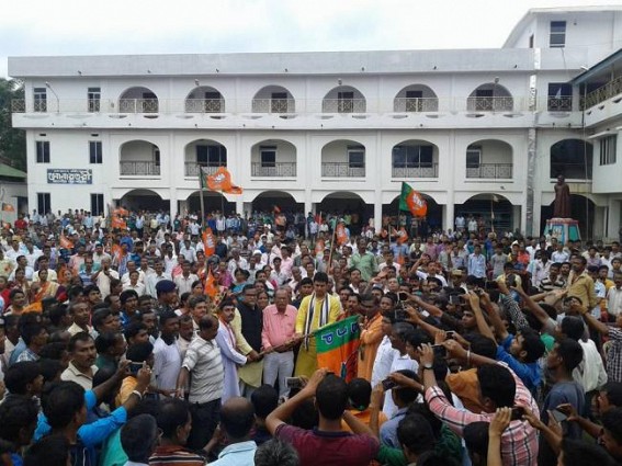 Former TMC chief in Tripura, other leaders join BJP