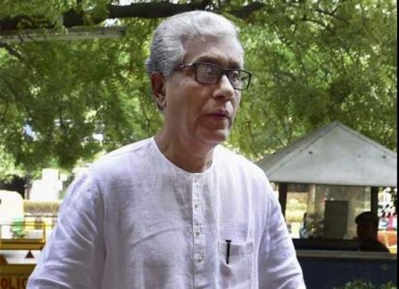 Manik Sarkar attends Politburo meeting at Delhi
