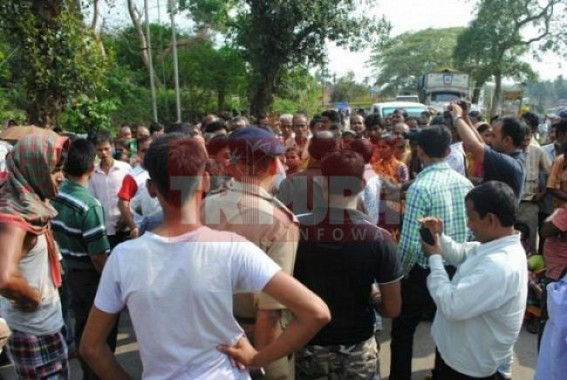 Locals block Khowai-Agartala road
