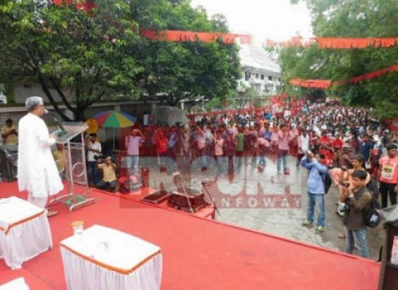 'Developed countries are buying our Doctors from Indian Market' : Manik Sarkar