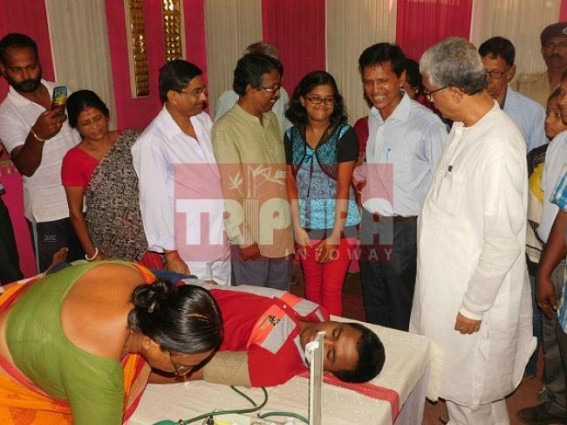AMC ward No-32 conducts blood donation camp 
