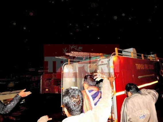Midnight fire caused 50 lakhs of loss at Dharmanagar 