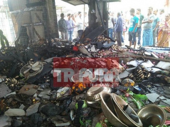 Fire burns Khayerpur vegetable market 