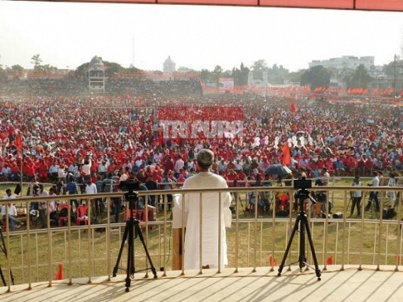 Manik Sarkarâ€™s red brigade paralyzes Tripura capital : CPI-M goons with wooden logs, iron rods march across Agartala for mega-show to snub BJPâ€™s tall claims 