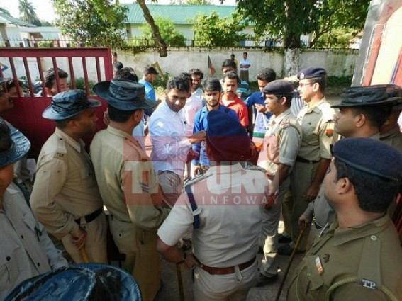 Trinamool Student Union protests against blind student's murder