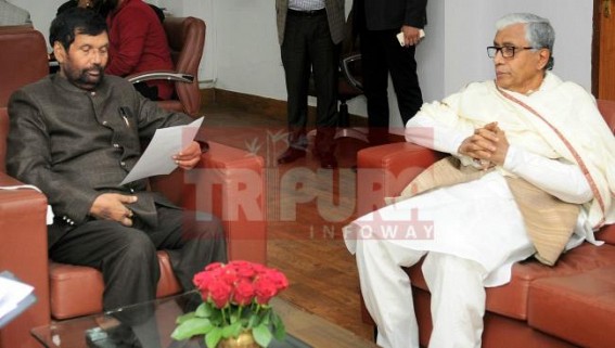 MGNREGA, Chit-Fund issues defaced Tripura CPI-M Govt : Manik Sarkar meets 3 Central Ministers at New Delhi on Wednesday, discussed State-Centre issues