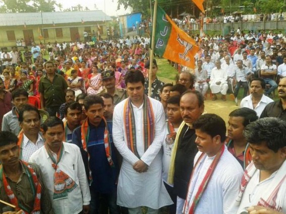 BJP demands CMâ€™s statement in 10,323 issue
