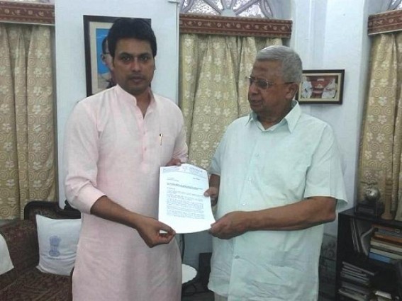 BJP President places deputation to Governor compalining SFI's attack 