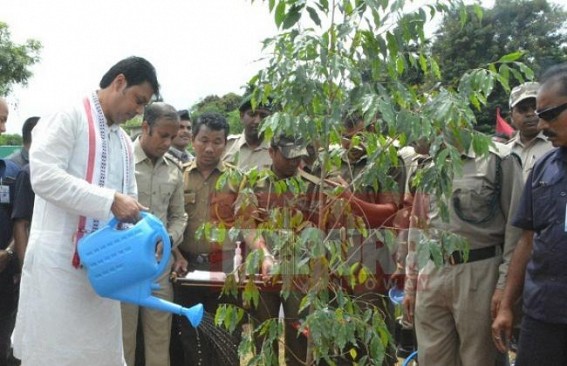 Era of Direct Lie : CM says, â€˜No Political Murder since March 3rdâ€™