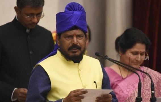 Man attacks Ramdas Athawale in Maharashtra, detained