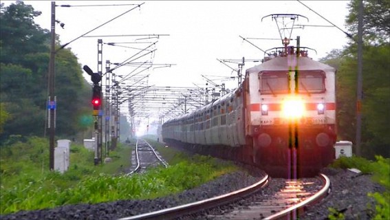 Railways to conduct Heavy-haul train trial in freight corridor on Sunday