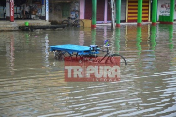 Incessant rain lashes water logging in Capital city