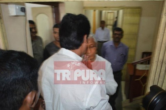 BJP's probable Tripura CM candidate meets Sarkar