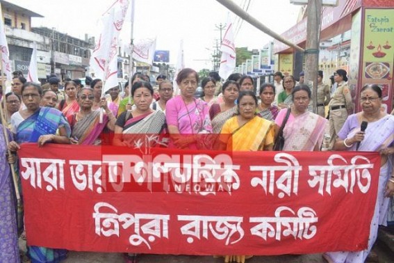CPI-M women wing stages protest, alleges violence under BJP Govt
