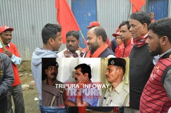 MGNREGA scamster BDO Bimalâ€™s brother Amal Chakraborty begins door-to-door campaigning at Banamalipur, who said, â€˜If 10323 was a mistake, we will repeat such mistakes again and again' 
