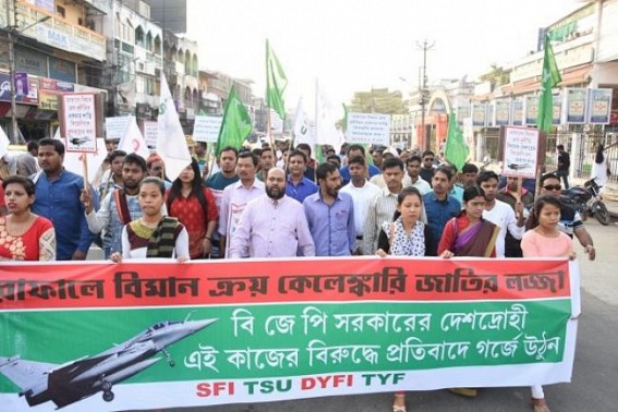 Rafale scam symbolized BJP's Fake Desh-Bhakti : Leftist students wing 