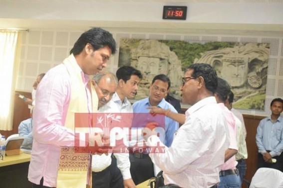 â€˜One Govt employee working at age of 72 in Tripura with false certificateâ€™ : Janata Durbar