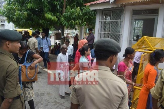 â€˜Couponâ€™ system begins in Tripura CM's Janata Durbar : MGNREGA irregular staffs meet CM, demand regularization