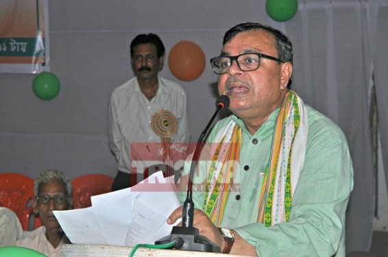 Teaching is not 'professional' job but it's an 'ideal', says Ratan Lal