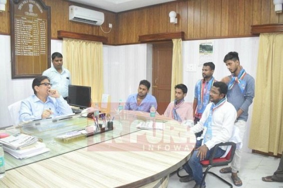 Judicial service recruitment scam : NSUI places deputation to TPSC Chairman 