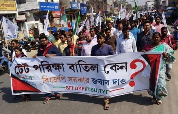 Unemployment, Recruitment-pauses elevate roars of protest