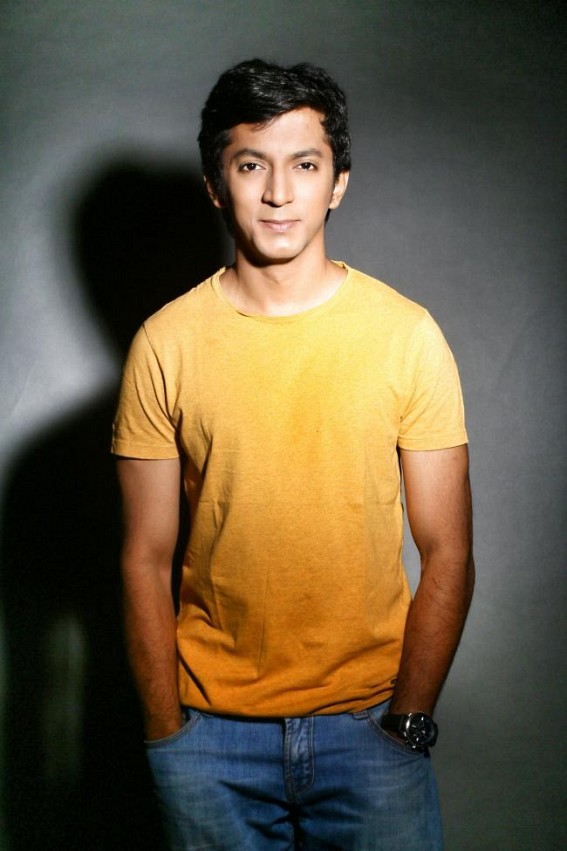 I don't get conventional film offers: Anshuman Jha