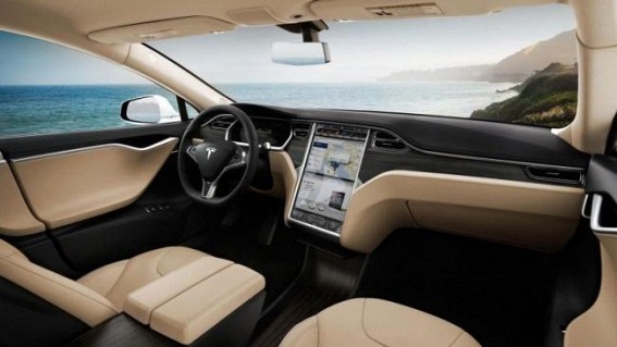 Hackers forced a Tesla to enter the wrong lane