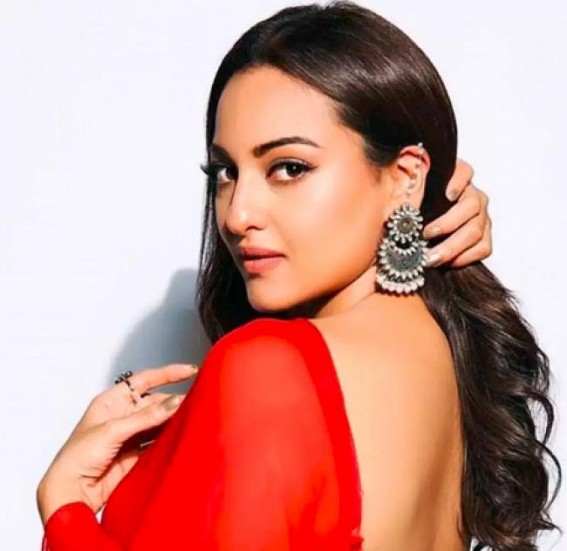 Never got treated like 'star' by my folks: Sonakshi