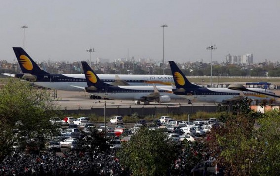 Jet stocks sink as investors react to suspension