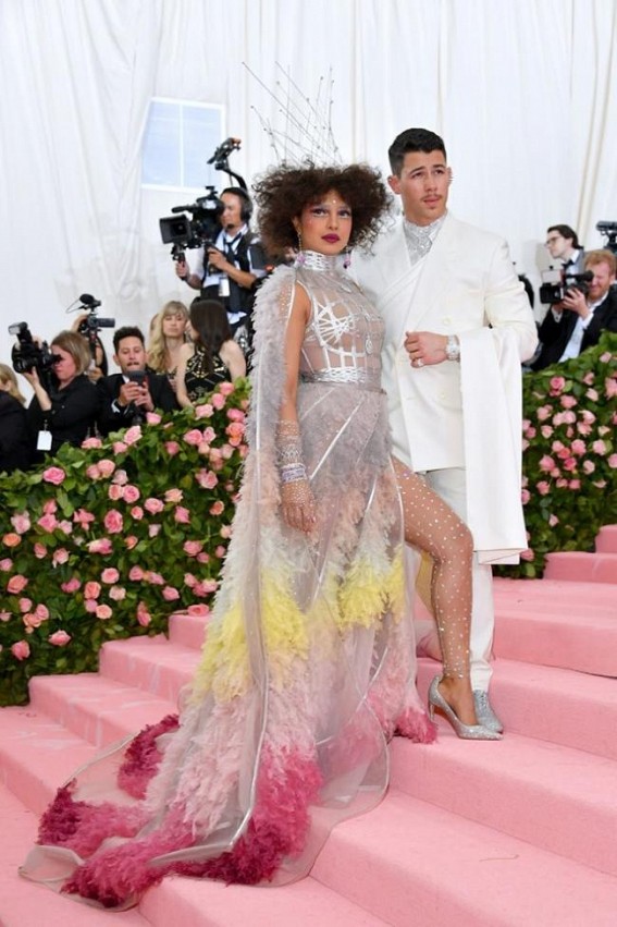 Priyanka gets trolled for extravagant MET Gala look